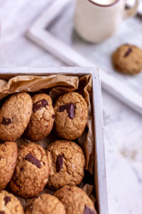 oats chocolate chip cookies