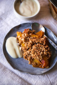 peach crumble