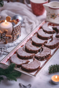 Mum's soft chocolate crescent cookies