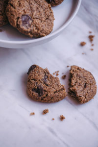 cashew butter chocolate chip cookies, vegan and gluten-free