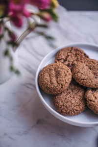 cashew butter chocolate chip cookies, vegan and gluten-free