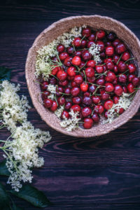 cherry chocolate cake (vegan)