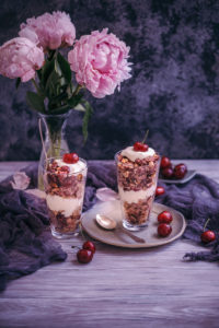 cherry coconut crumble, vegan and gluten-free