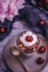 cherry coconut crumble, vegan and gluten-free