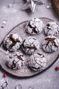 chocolate crinkle cookies