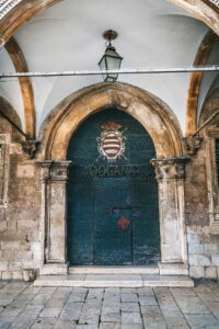 Dubrovnik, door